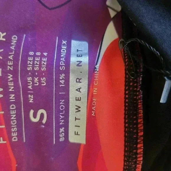 Fitwear black n multi color small leggings - Picture 7 of 7